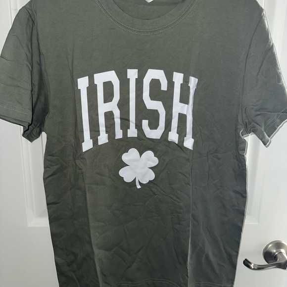 Tops - Green Irish T-Shirt with Shamrock